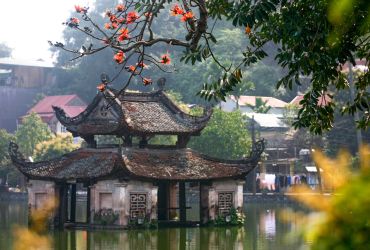>The Thay & Tay Phuong Ancient Pagodas Highlights
